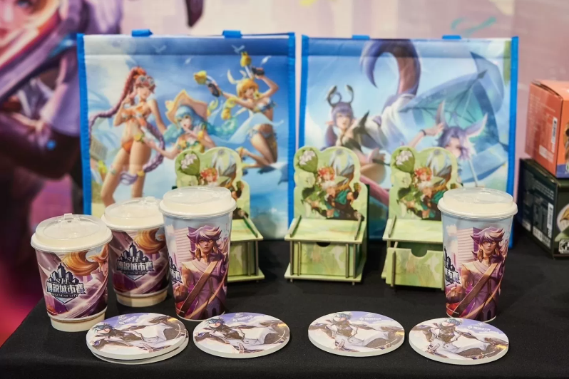 家樂福成為《Garena 傳說對(duì)決》城市賽贊助伙伴！首波聯(lián)名限定商品登場