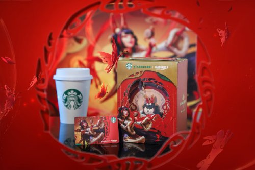 《英雄聯(lián)盟手游》新春聯(lián)動星巴克 推出合作款會員星禮包
